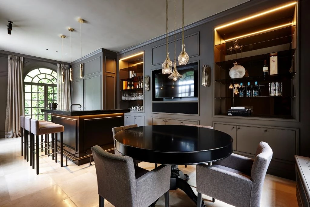 Afbeelding van Bar & ontspanningsruimte in privéwoning