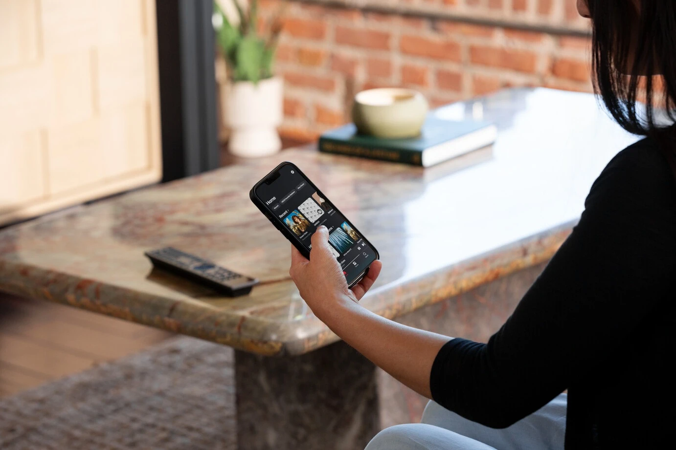 Smartphone met applicatie om te streamen